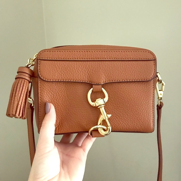 Rebecca Minkoff Handbags - Rebecca Minkoff Tan Crossbody MAB camera bag